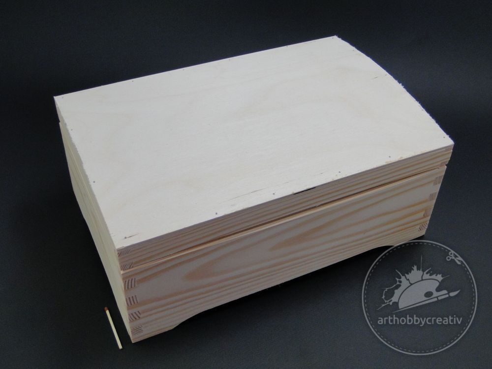 Cutie lemn cu picioare - 30 cm