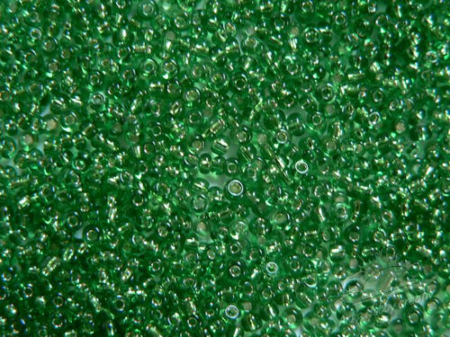 Margele cu foita argintie 2mm verde inchis (25gr)