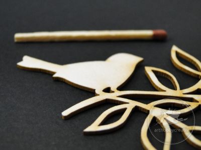 Ornament din placaj subtire de lemn- primavara set/5 buc