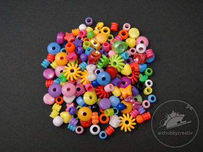 Margele din plastic in diferite modele 100gr