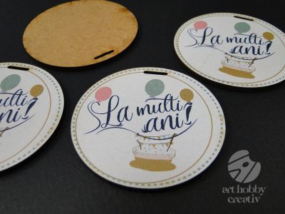 Eticheta cu mesaj - La multi ani 5cm set/4buc