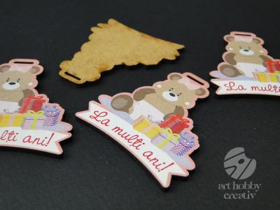 Eticheta cu mesaj - La multi ani - roz 5cm set/4buc