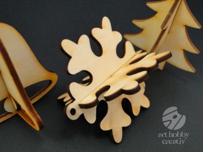 Ornament din lemn - clopot compus din 2 parti