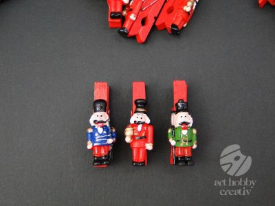 Figurine spargatori de nuci pe clema 4,5cm set/8buc