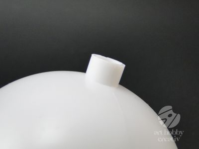 Glob plastic alb - Ø8cm