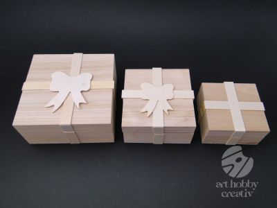 Cutie lemn cu fundita set/3buc cu dif. marimi