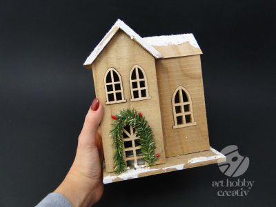 Casuta lemn iluminat din interior 20cm