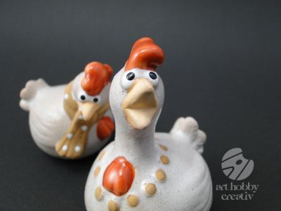 Decoratiune din ceramica - gaina 7,5cm set/2buc