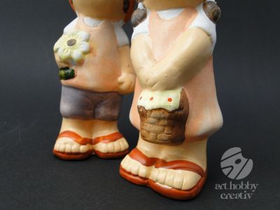 Decoratiune din ceramica - fetita si baiat 15cm 