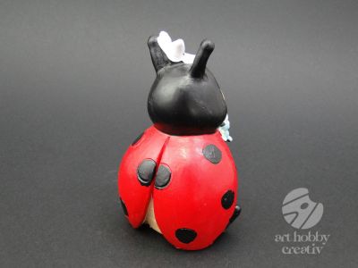 Decoratiune din polirasina - buburuza cu floare 11cm