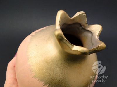 Vaza ceramica - forma de rodie - roz/auriu 12cm