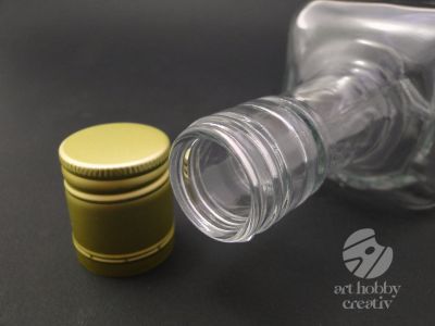 Sticla Stof cu capac metalic 700ml