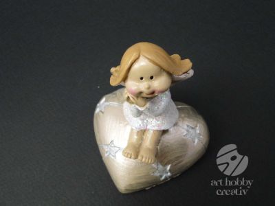 Ingeras decor cu inimioara 7cm