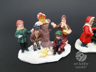 Figurine mini - peisaj evenimente in iarna - 8cm - dif.modele