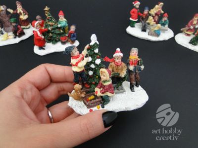 Figurine mini - peisaj evenimente in iarna - 8cm - dif.modele