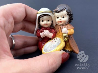 Figurine mini - Familia sfanta 6cm