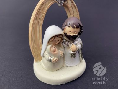 Figurina mini - Familia sfanta 8cm