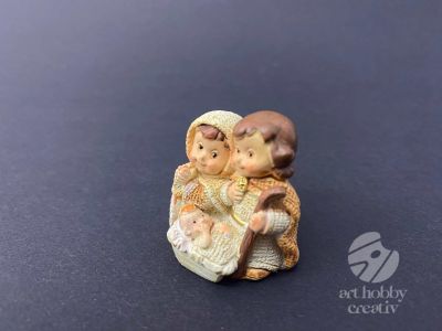 Figurina mini - Familia sfanta 3,5cm mod.2
