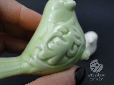 Decoratiune din ceramica - pasare - alb/verde 6cm