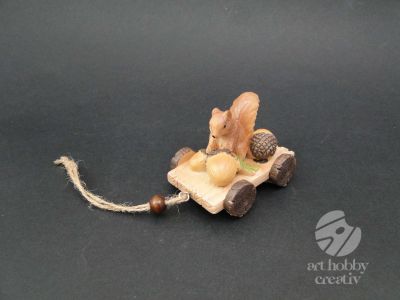 Figurina mini - veverita 8cm