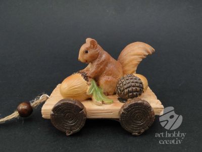 Figurina mini - veverita 8cm