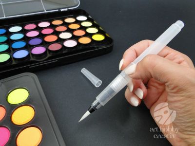 Acuarele cu 53 culori + pensula de apa