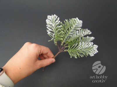 Creanga decor cu zapada artificiala 17cm