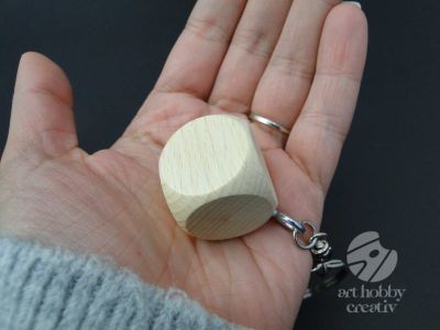 Breloc din lemn - cub 2,5cm