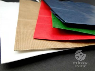 Sacose colorate din hartie kraft - dif. nuante 25x31cm