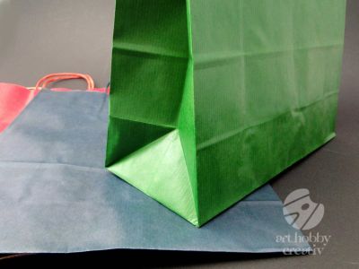 Sacose colorate din hartie kraft - dif. nuante 25x31cm