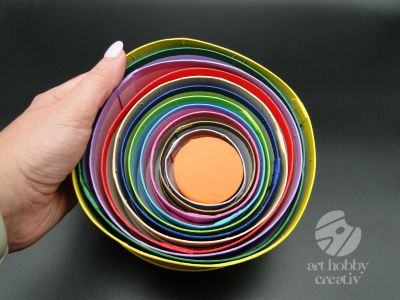 Cutii carton rotunde - color set/12buc