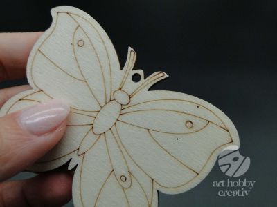 Figurina lemn - fluturas 8cm