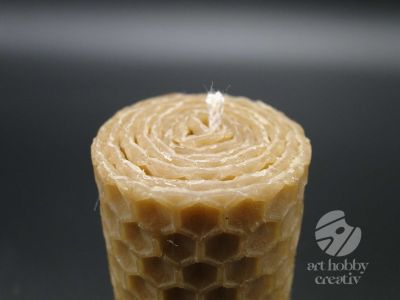 Lumanare din fagure naturala - 9 cm