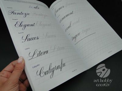 Caiet Initiere in caligrafie cursiva - A4