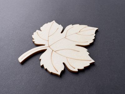 Figurina lemn frunza vita de vie  - 9cm