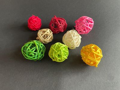 Bile Decorative din Nuiele (Rattan) – Set 8 bucăți – Varianta 1/2