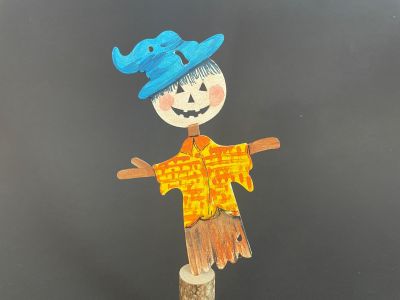 Figurina lemn - sperietoare 12cm