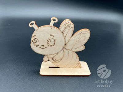 Figurina din lemn de pictat albina, 9cm - forma decorativa DIY