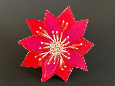 Figurina din lemn de pictat floare cu 10 petale ascutite, 9cm - forma decorativa DIY