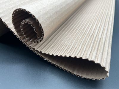 Carton ondulat natur - 50cmx1m 