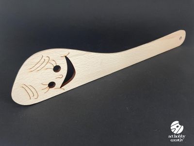 Spatula din Lemn cu Fata Vesela – Lingura Decorativa, 30 cm