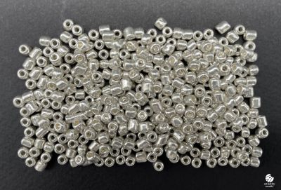 Margea metalizata lucios - 4mm argintiu 25gr
