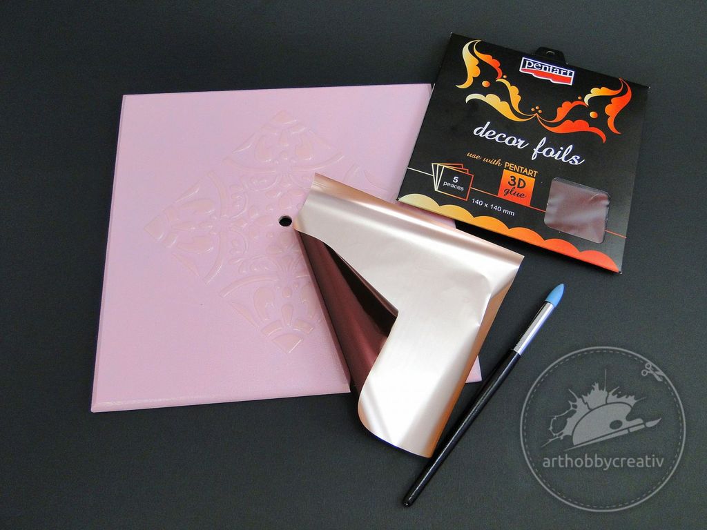 Ceas de perete cu folie decor