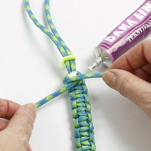 Bratara din paracord Bratara din paracord