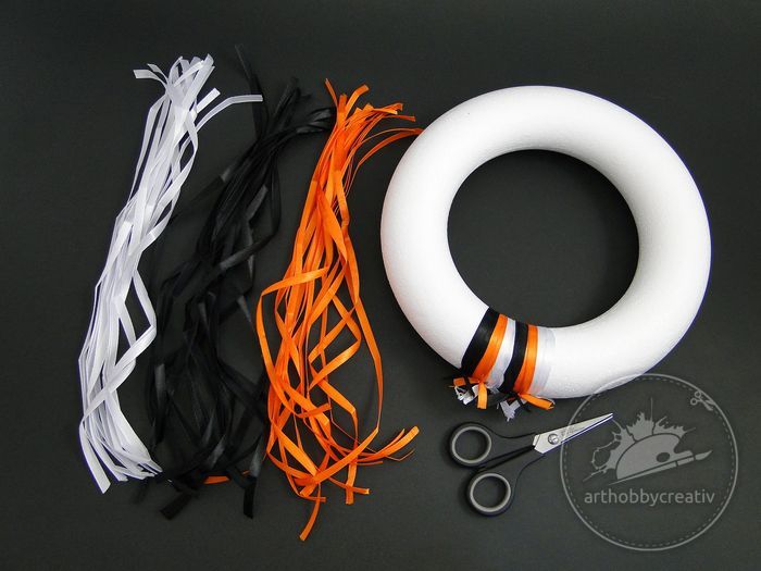 Coronita decor pentru Halloween