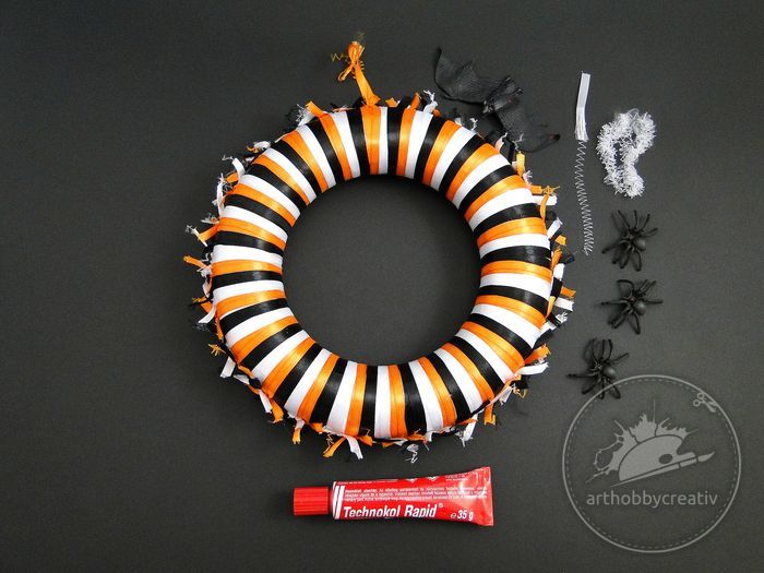 Coronita decor pentru Halloween